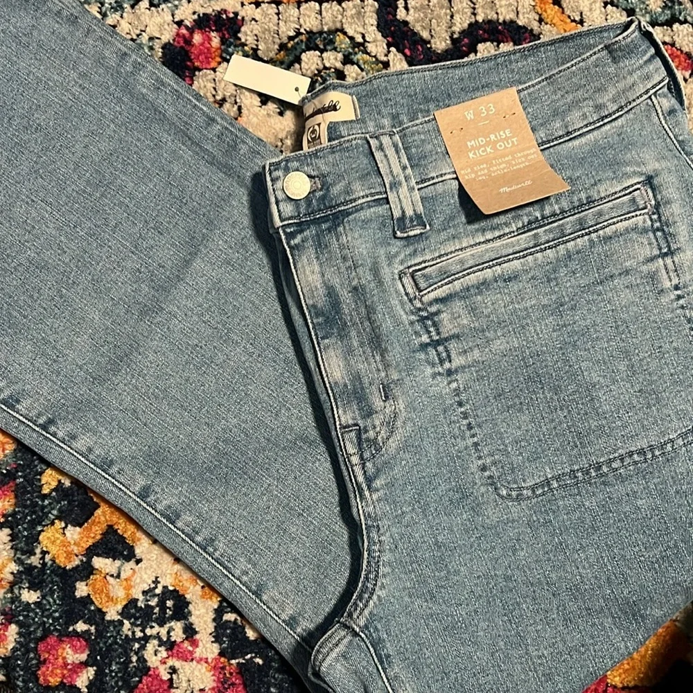 Madewell Mid Rise Kick out - Picture 6 of 6